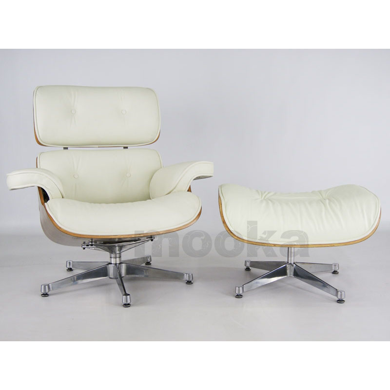 Eame Lounge chair w/ ottoman chrome base